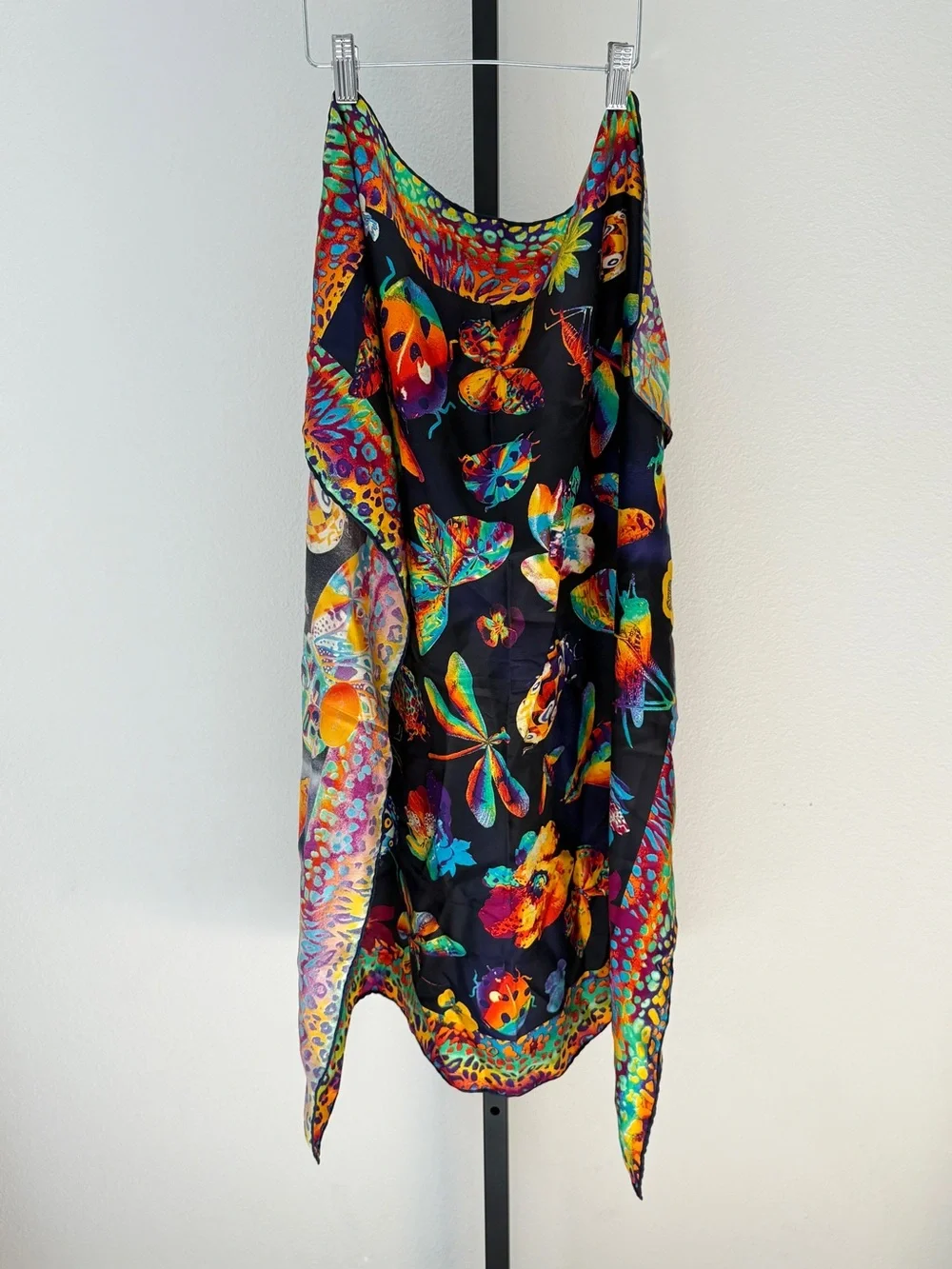 Vintage Gucci Silk Scarf – Butterfly & Floral Print